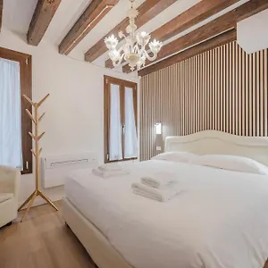 Rialto 707 Bed & Breakfast Venice